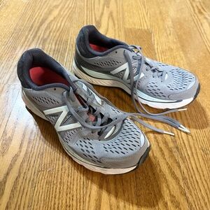 New Balance - 8.5 - 880v6